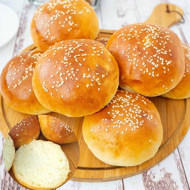 Homemade-Hamburger-Buns-Hokkaido-Buns1.jpg