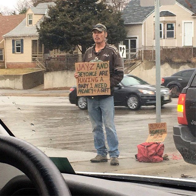 funny-homeless-signs2.jpg
