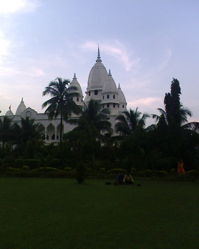 satsang temple1.jpg