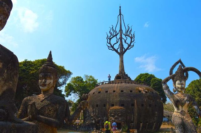 Buddha-Park-Statues-and-Pumkin-Laos.jpg