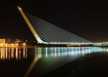 Calatrava_Puente_del_Alamillo_Seville.jpg