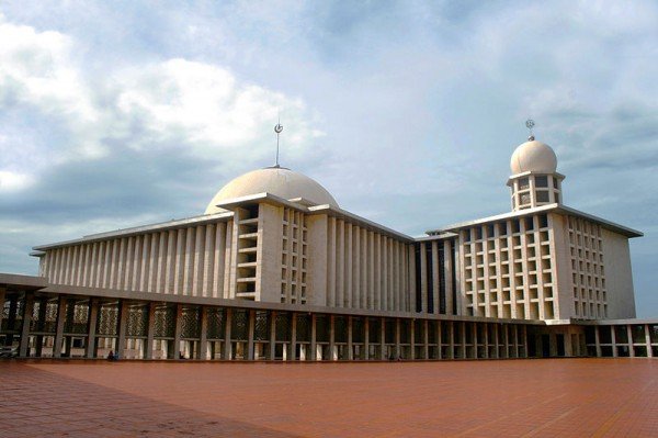 Istiqlal-Mosque-600x399.jpg
