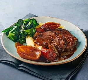 slow-cooker-beef-topside-with-red-wine-gravy-e2408a2.webp