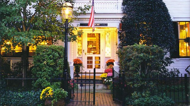 FORBES-Top20Destinations-MarthasVineyard-TheCharlotteInn-CreditTheCharlotteInn.jpg