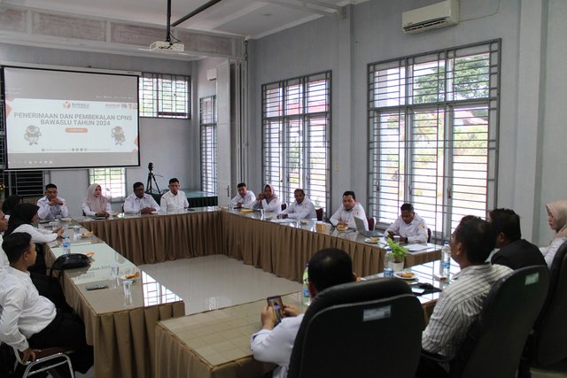Pegawai Baru_07.jpg