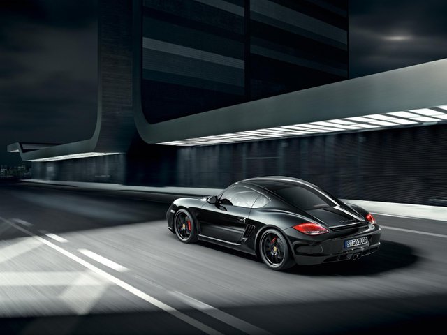 2012_Porsche-Cayman-S_Black-Edition-03-1600.jpg