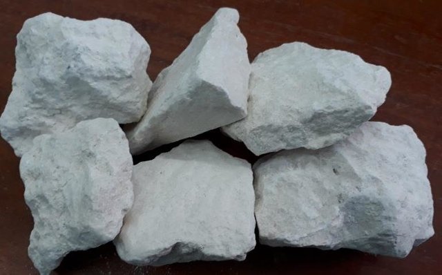 Calcium Carbonate new 1.png