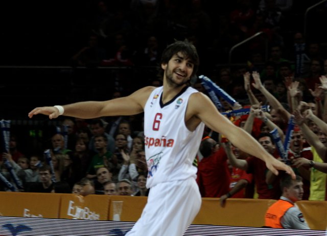 Ricky_Rubio_Eurobasket_2011.jpg