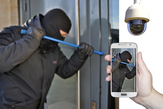 burglar-4194213_1280.jpg