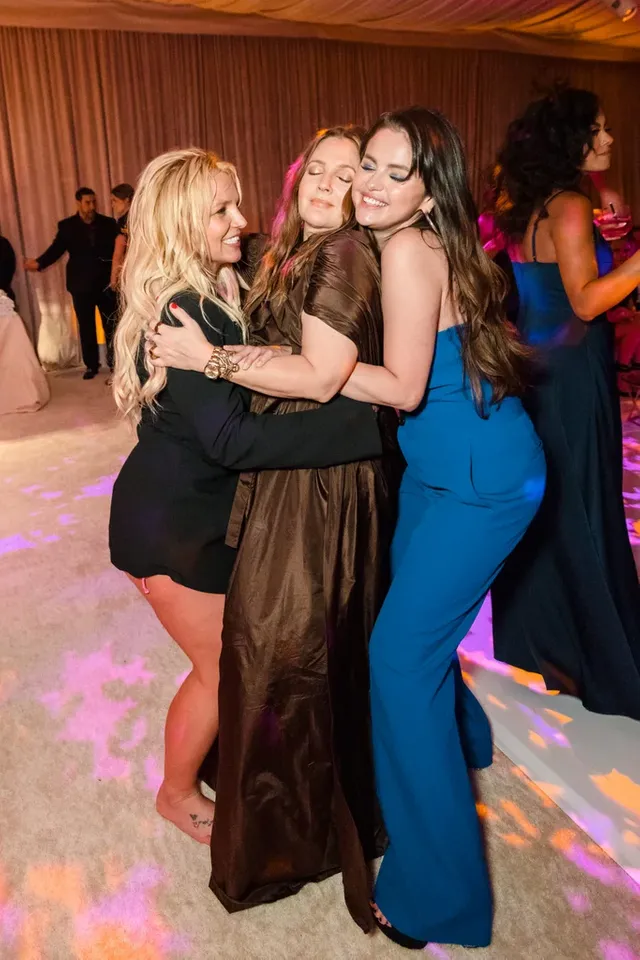 Britney-Spears-Selena-Gomez-Drew-Barrymore-at-Britney-Spears-Sam-Asghari-Wedding.webp