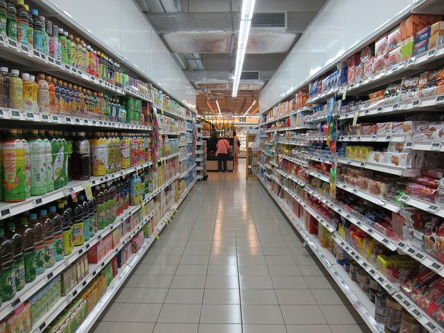 grocery-store-gbdb2392d1_1280.jpg