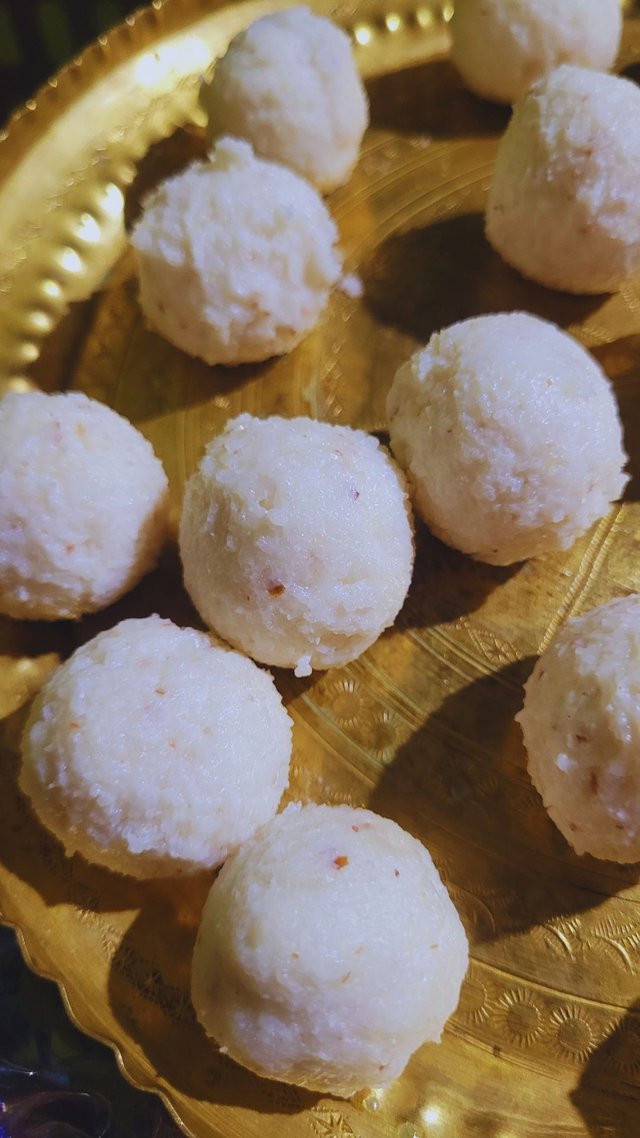 collagen laddoo.jpg