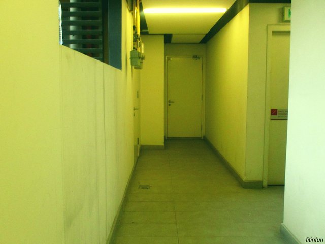 Spooky yellow hallway photography fitinfun.jpg