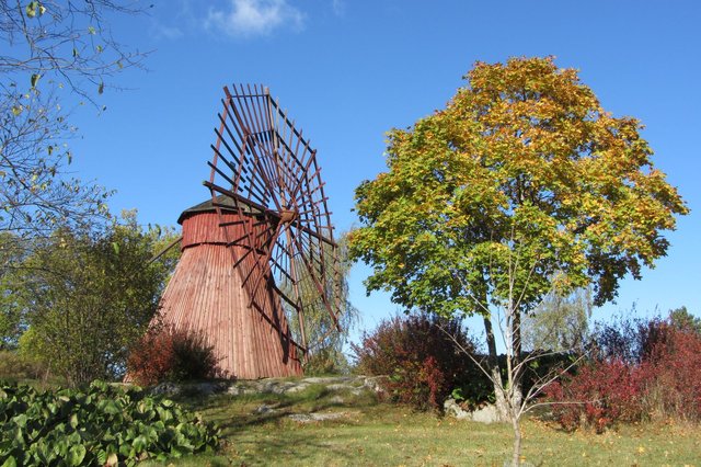 Windmill 2  (2).JPG