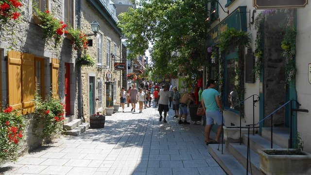 quebec-city-202152_1280 (1).jpg