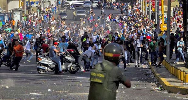 marcha-opositora-venezuela.jpg