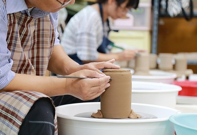 crafts-5276736_640.jpg