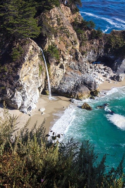 beach-1630472_640.jpg