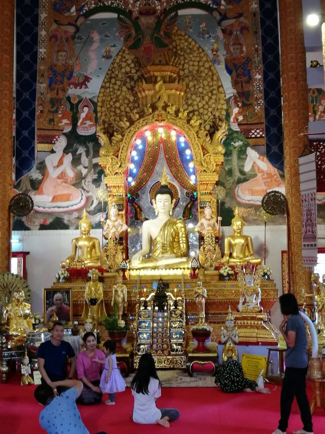 Wat Si Mongkol8.jpg