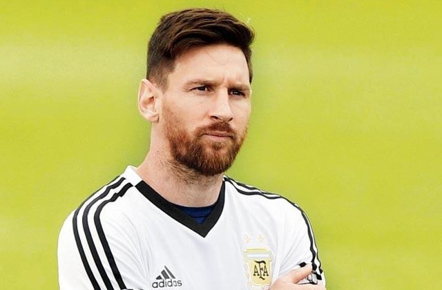 Messi-replica_d.jpg