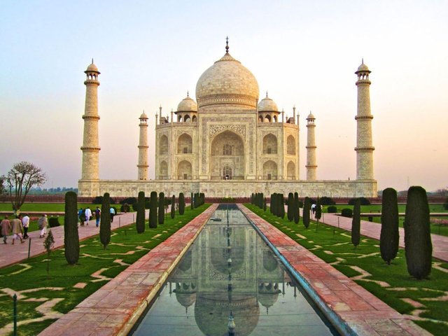 Taj-Mahal-Agra-1024x768-1024x768.jpg