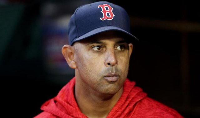 ALEX CORA.jpg