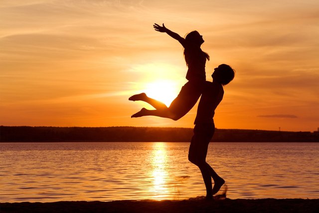 lovers-5427869_1280.jpg