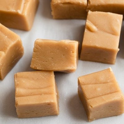 Easy-Peanut-Butter-Fudge-Recipe-Image-720x720.jpg