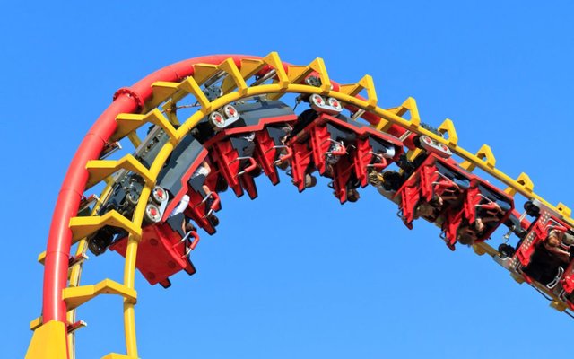 shutterstock_78267379-rollercoaster-1024x640.jpg