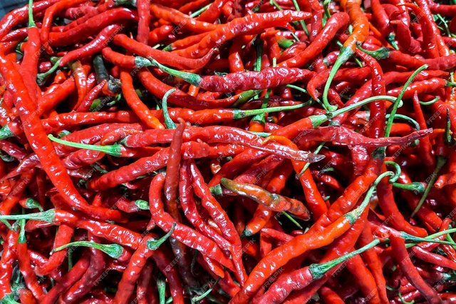 stacks-red-kerting-chilies-are-sold-market_934343-1484.jpg