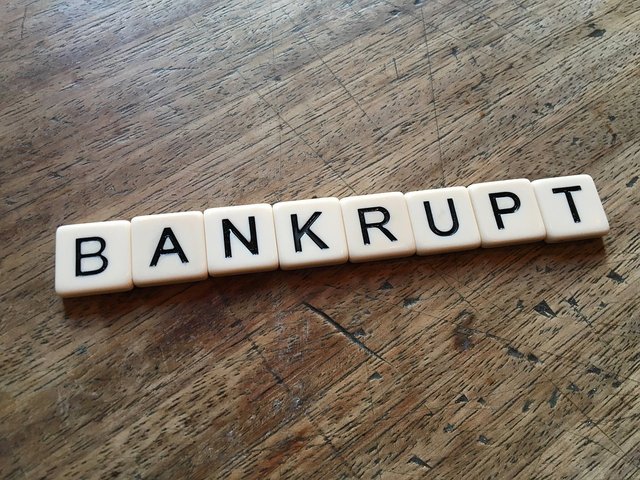 bankrupt-2922154_960_720.jpg