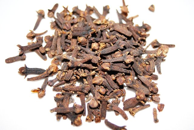cloves-488178_1280.jpg