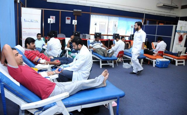 blood-donation-camp-in-dubai_13447663609.jpg