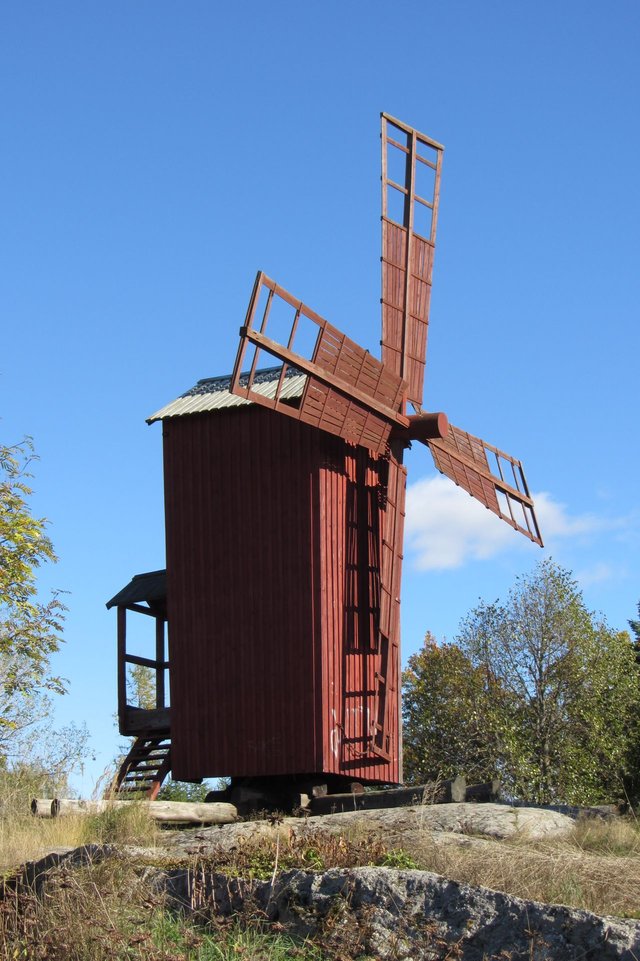 Windmill 4  (2).JPG