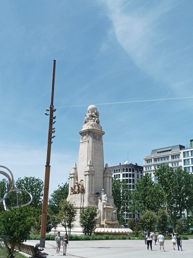 tr (4).jpg
