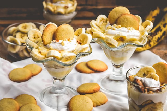 Banana Pudding & Homemade Vanilla Wafer Cookies-2.jpg