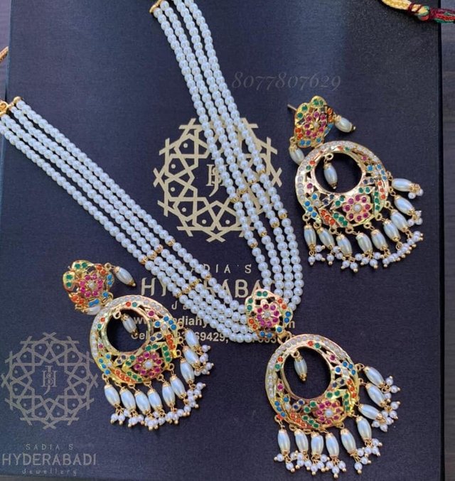 jewellery sets.jpg