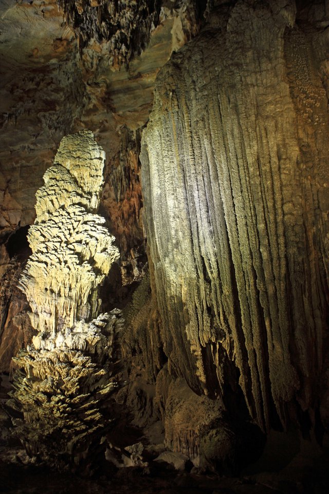stalactite and stalagmite6.jpg