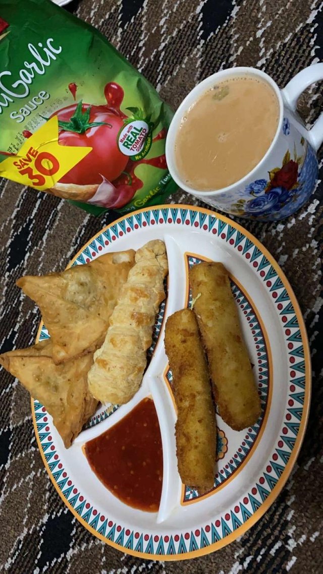 black tea with roll .jpg