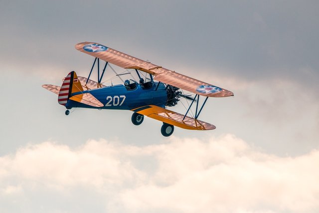 boeing-stearman-pt-13d-2662102_1280.jpg