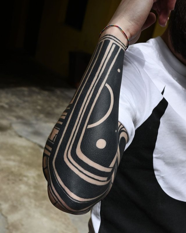 geometric tattoos5.jpg