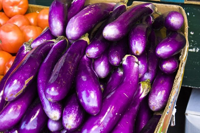 eggplant-1190869_1280.jpg