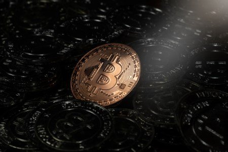 5-razones-para-invertir-en-Bitcoins.jpg