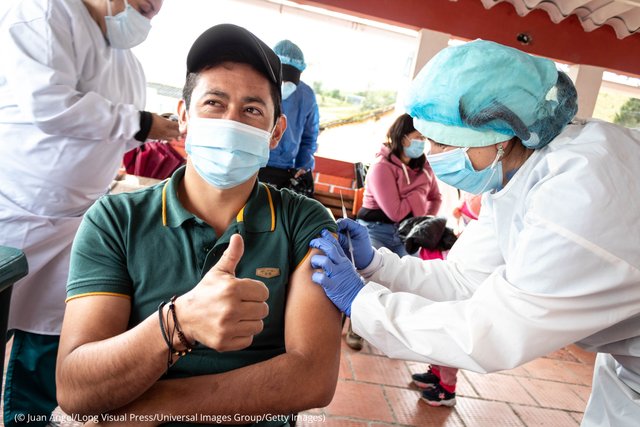 WHO_world_health_COVID-19_vaccine_Colombia_GettyImages-1330748658.jpg