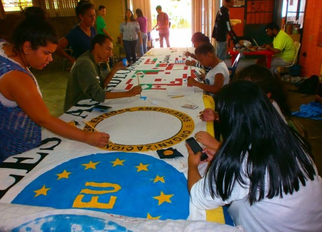 PINTANDO UCV (1024x768).jpg