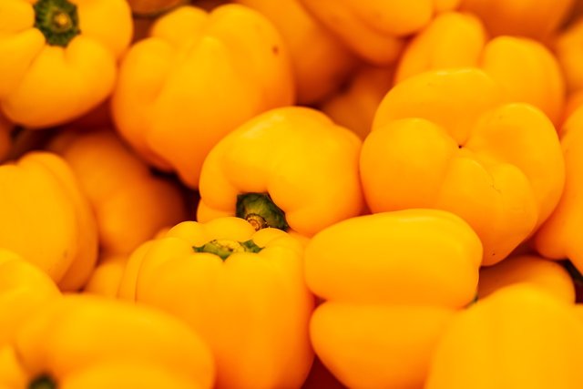 yellow bell pepper.jpg