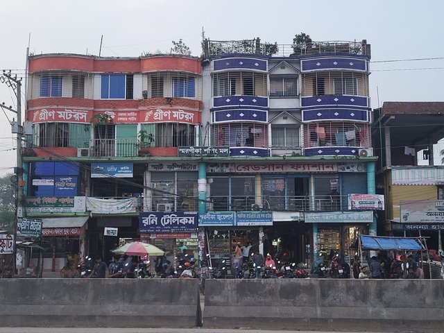 20250928_175619.jpg