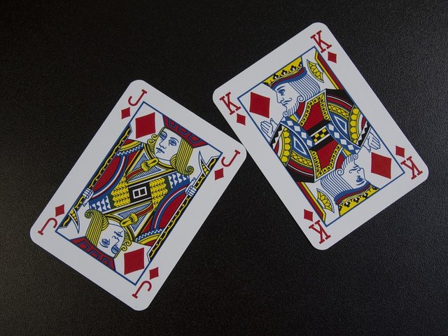 playing-cards-809342_960_720.jpg