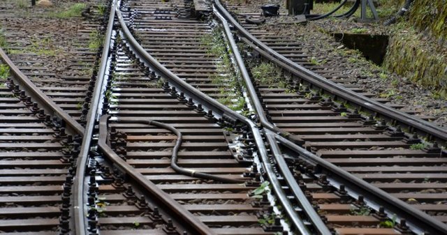 Train-tracks-760x400.jpg