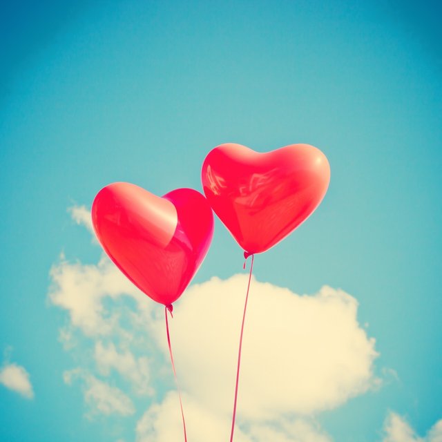 balloon_heart_love_red_romantic_happy_card_valentine-683506.jpg
